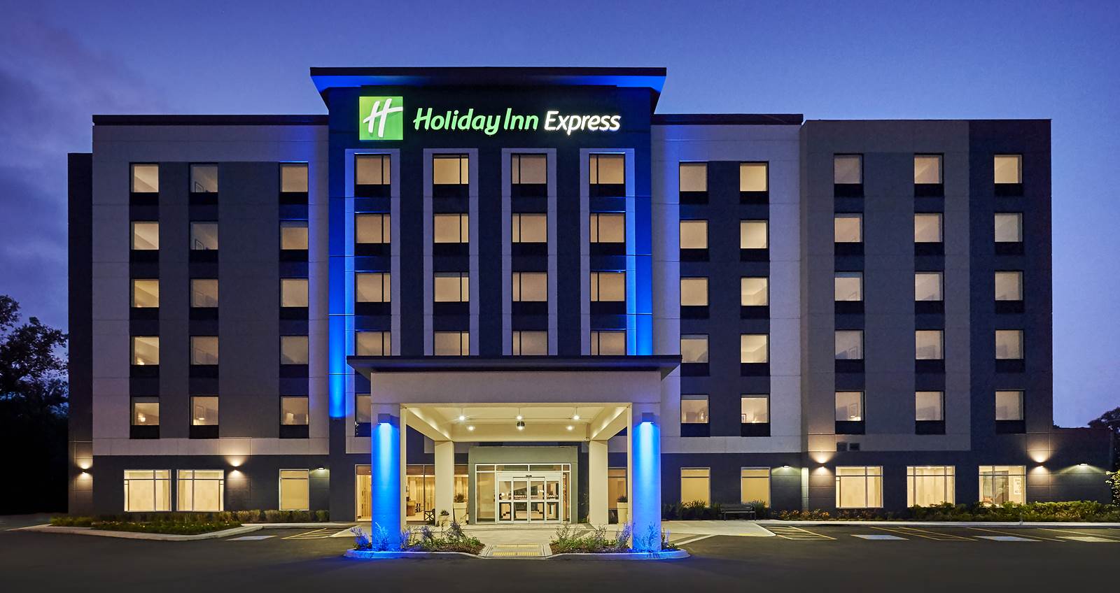 Holiday Inn Express Sarnia – Point Edward